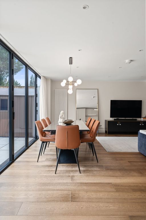 Additional image 12 of 4 bed link detached house for salePrinces Avenue, Carshalton Beeches SM5
