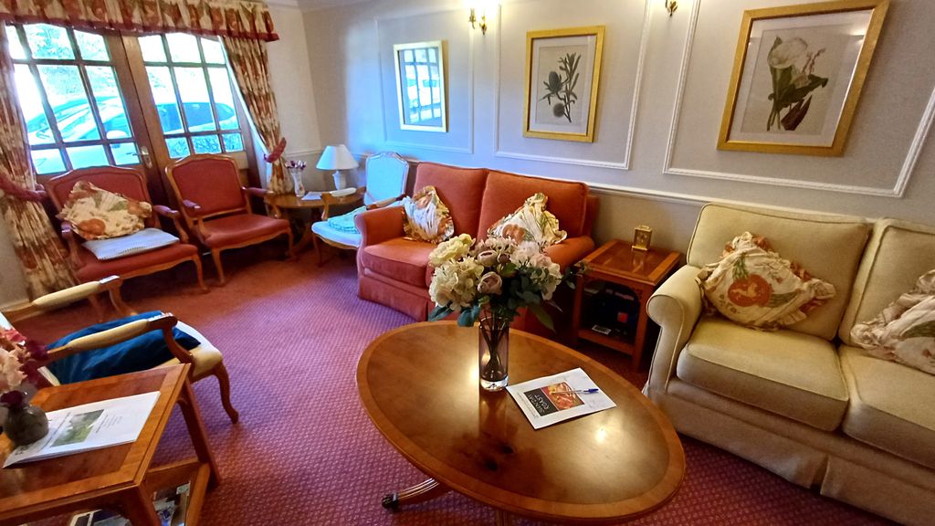 Additional image 5 of 1 bed flat for saleThe Green, Chipping Norton OX7