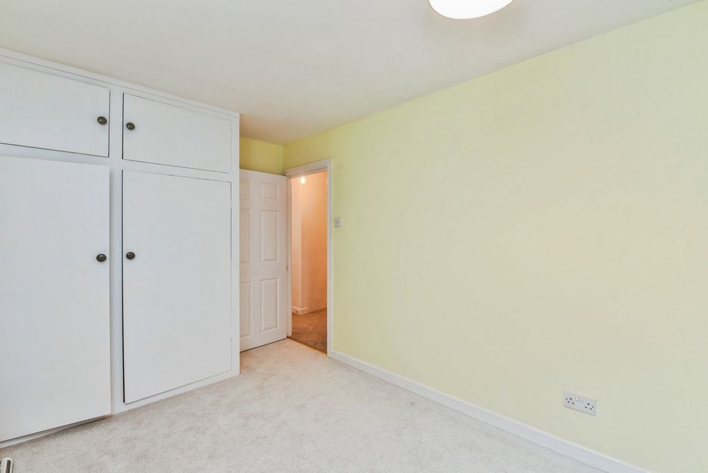 Additional image 8 of 2 bed flat for saleSadler Street, Wells, Somerset BA5