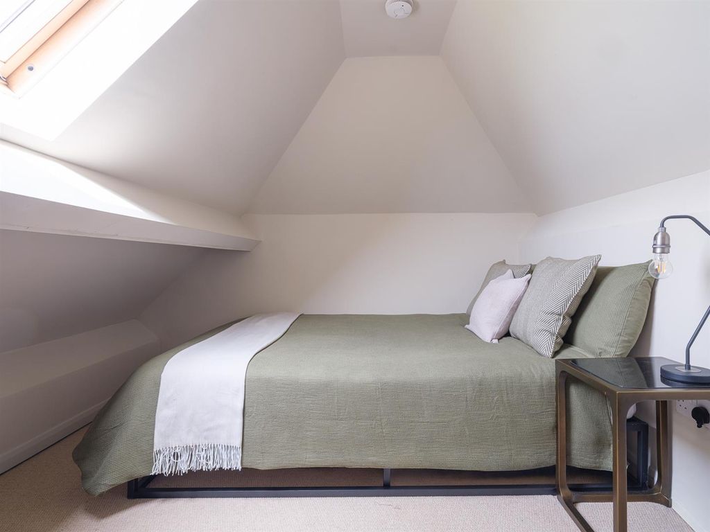 Additional image 22 of 5 bed detached house for saleYewstock Crescent West, Chippenham SN15