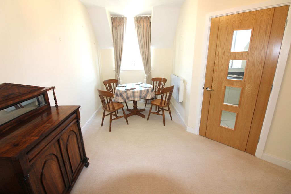 Additional image 10 of 2 bed flat for saleTrinity Road, Chipping Norton OX7