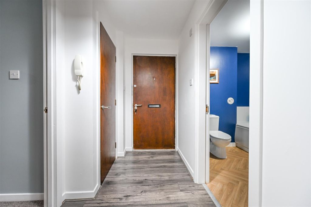 Additional image 2 of 2 bed flat for saleWellington Street, Wishaw ML2
