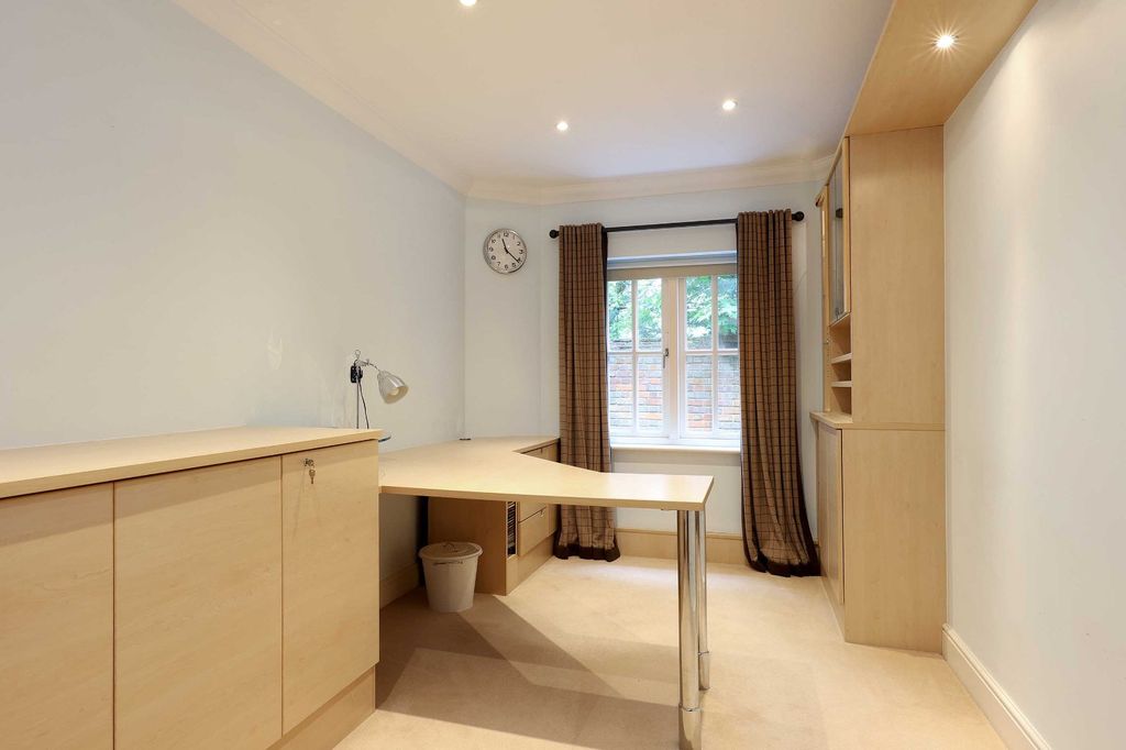 Additional image 11 of 5 bed country house for saleHill Farm Lane, Chalfont St. Giles, Buckinghamshire HP8