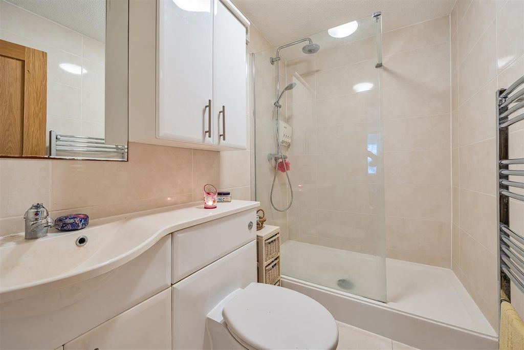 Additional image 8 of 2 bed flat for saleThe Manor House, Portesbery Hill Drive, Camberley GU15
