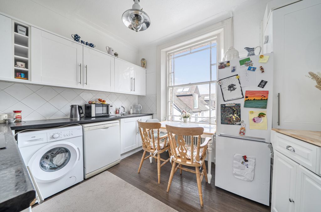 Additional image 8 of 2 bed flat for saleLower Camden, Chislehurst, Kent BR7