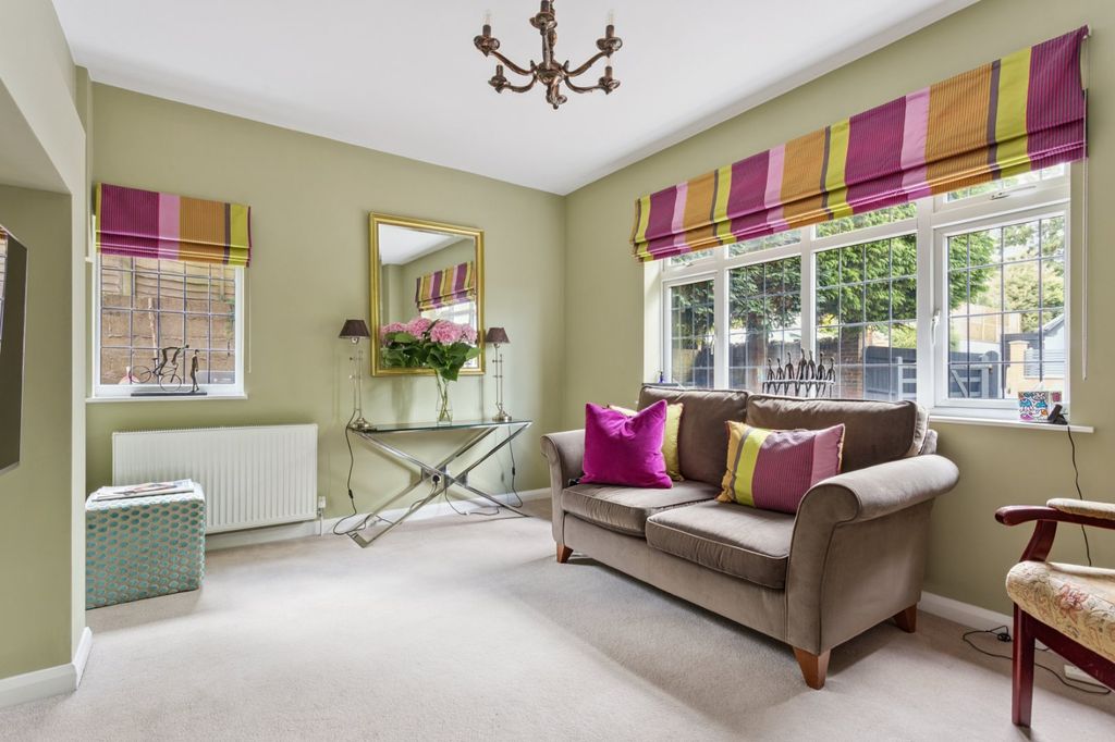 Additional image 11 of 4 bed detached house for saleLowndes Avenue, Chesham, Buckinghamshire HP5