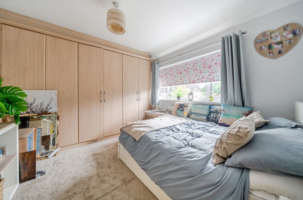 Additional image 12 of 4 bed semi-detached house for saleEdgebury, Chislehurst, Kent BR7