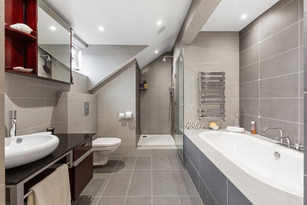 Additional image 10 of 5 bed villa for saleLaurino Place, Bushey WD23