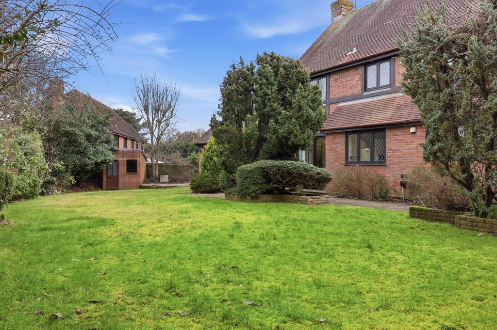 Additional image 41 of 6 bed detached house for saleBromley Lane, Chislehurst BR7