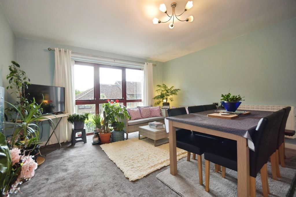 Additional image 5 of 2 bed flat for saleHigh Street, Old Whittington, Chesterfield, Derbyshire S41