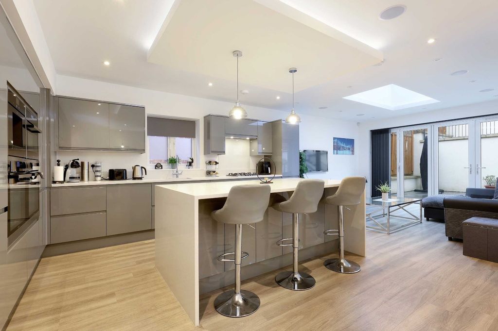 Additional image 2 of 6 bed country house for saleDeanway, Chalfont St. Giles, Buckinghamshire HP8