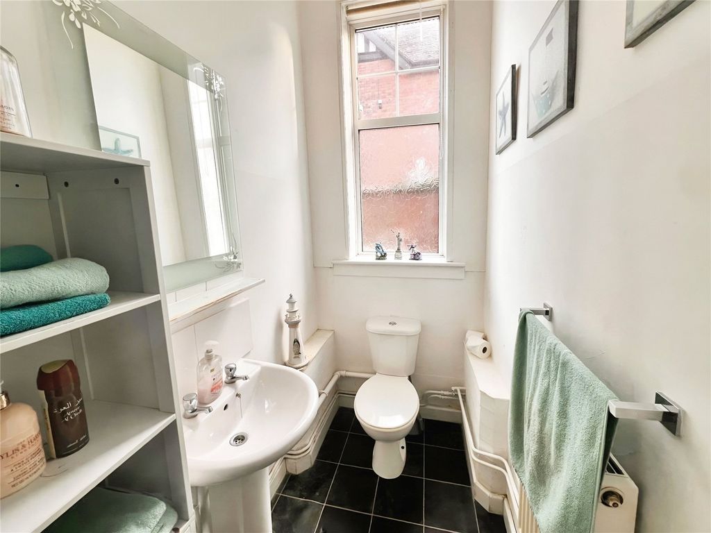 Additional image 10 of 5 bed semi-detached house for saleShobnall Road, Burton-On-Trent, Staffordshire DE14