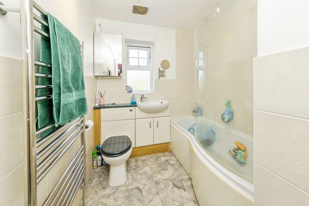 Additional image 13 of 6 bed detached house for saleThe Oaks, Burgess Hill RH15
