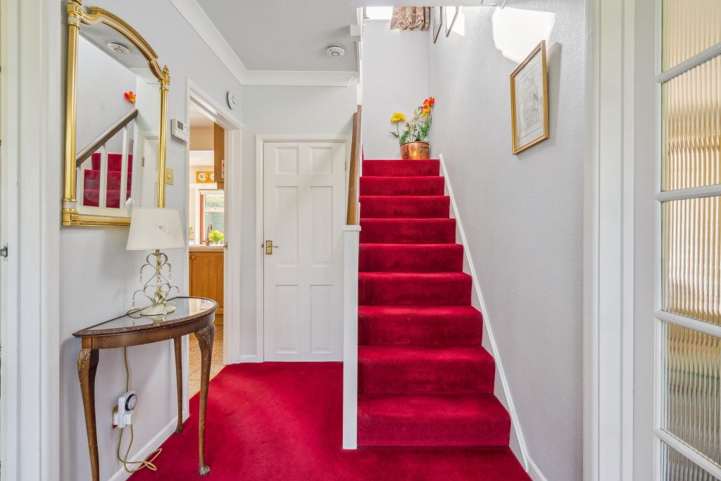 Additional image 3 of 4 bed detached house for saleHunters Close, Chesham HP5