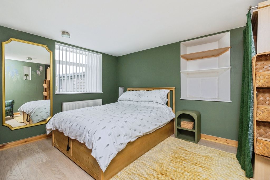 Additional image 13 of 5 bed end terrace house for saleValentine Row, Callington, Cornwall PL17