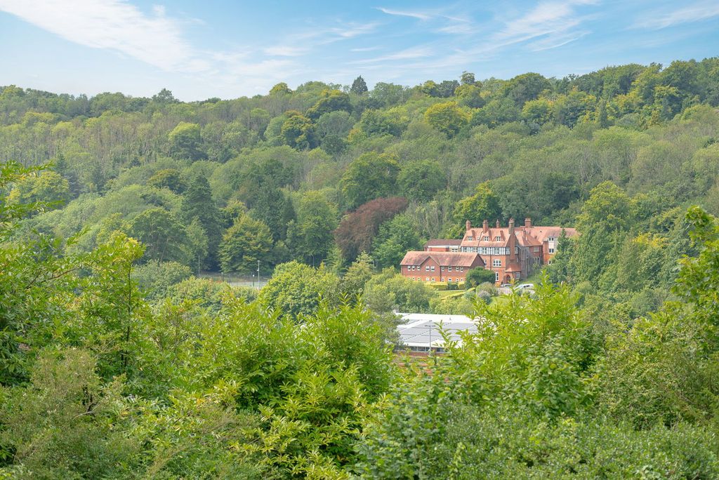 Additional image 24 of 5 bed detached house for saleHarestone Hill, Caterham CR3