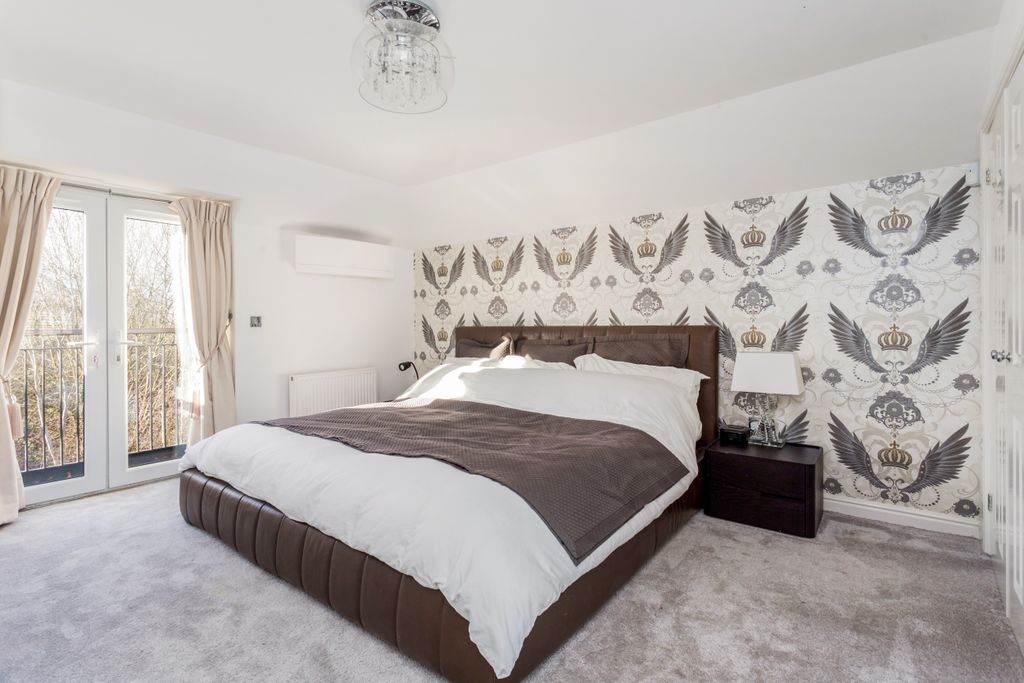 Additional image 5 of 5 bed detached house for saleGowrie Place, Caterham CR3