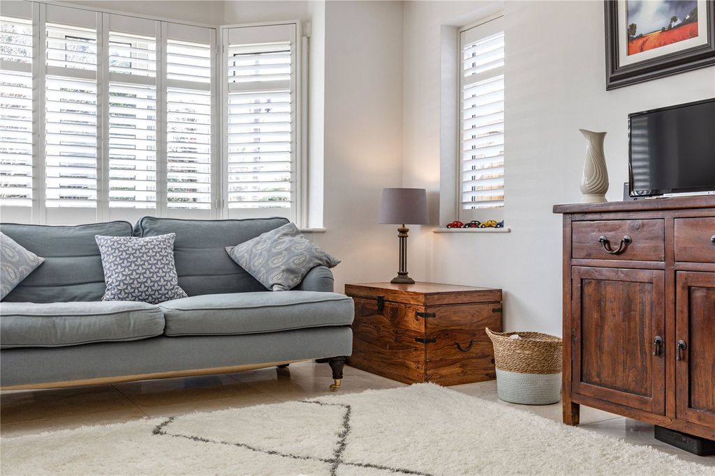 Additional image 10 of 4 bed detached house for saleChertsey, Surrey KT16