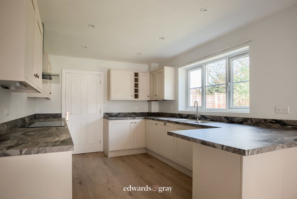 Additional image 6 of 4 bed link detached house for saleNewton Road, Burton-On-Trent DE15