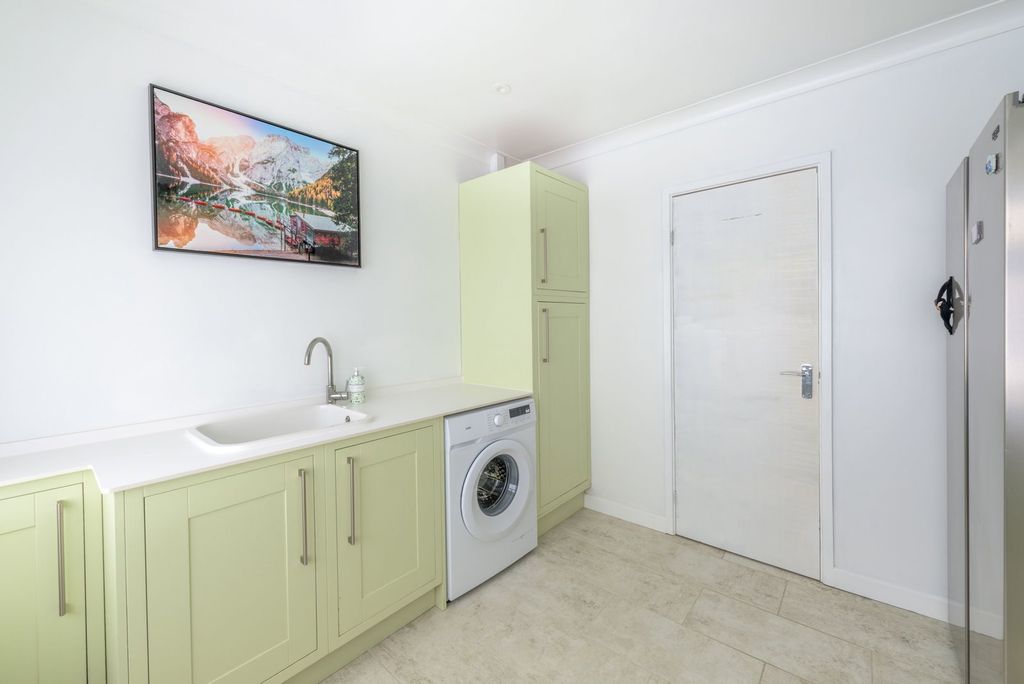 Additional image 14 of 4 bed bungalow for saleEastwood, Chatteris PE16