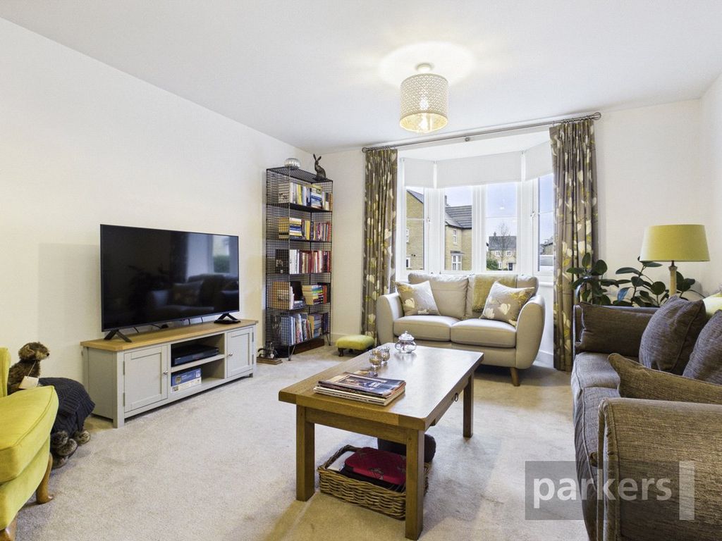 4 bed detached house for saleBlush Crescent, Carterton, Oxfordshire OX18 photo 5