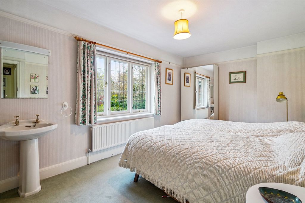 Additional image 13 of 5 bed detached house for saleNightingales Lane, Chalfont St. Giles, Buckinghamshire HP8
