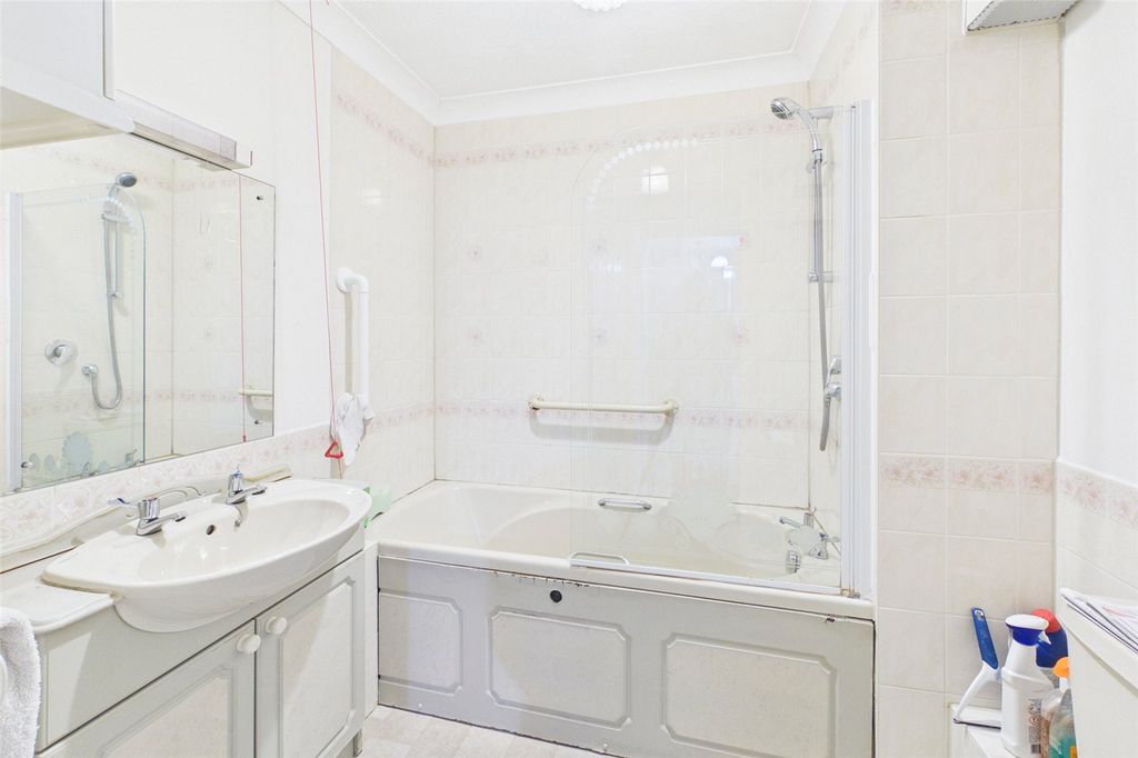 Additional image 11 of 2 bed flat for saleGloucester Road, Ross-On-Wye, Herefordshire HR9