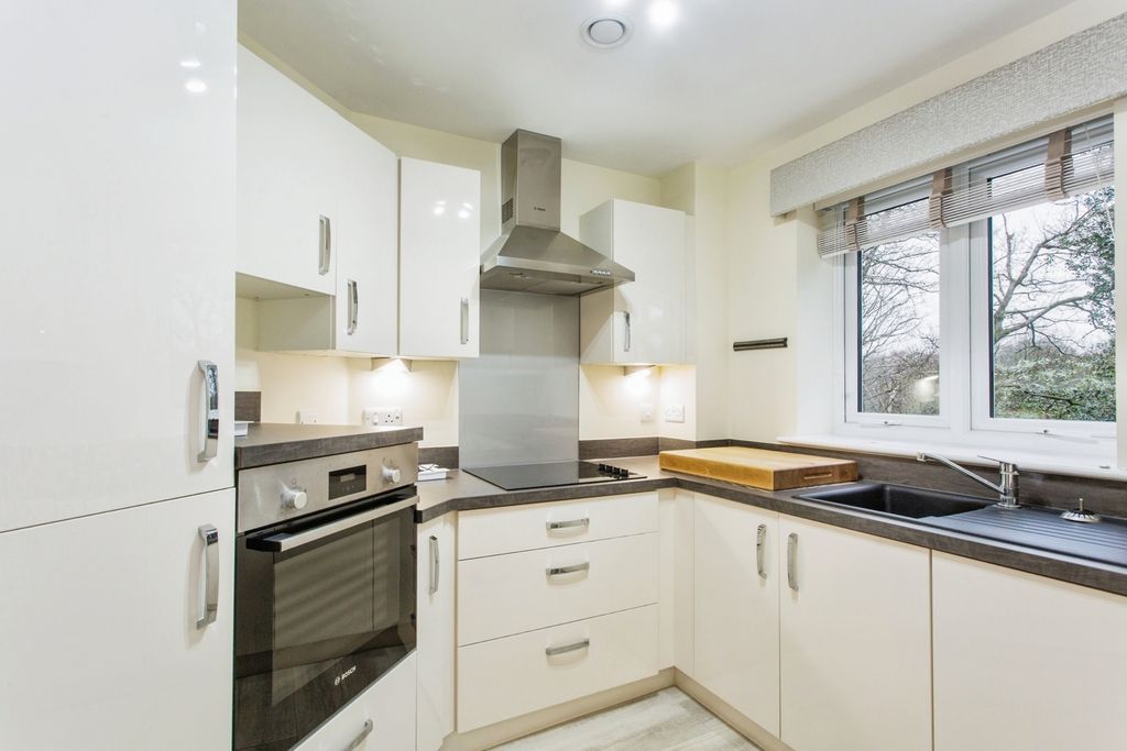 Additional image 5 of 1 bed flat for salePreston Road, Clayton-Le-Woods, Chorley, Lancashire PR6