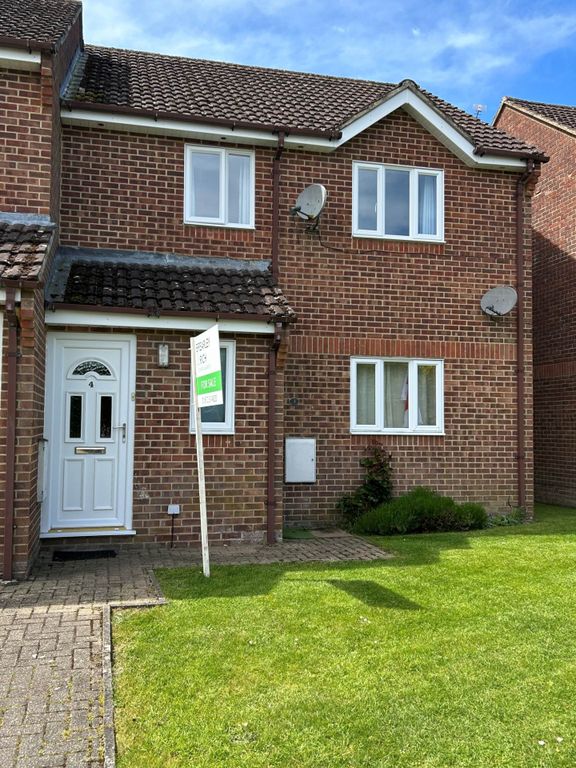 2 bed maisonette for saleEastcourt Road, Burbage SN8