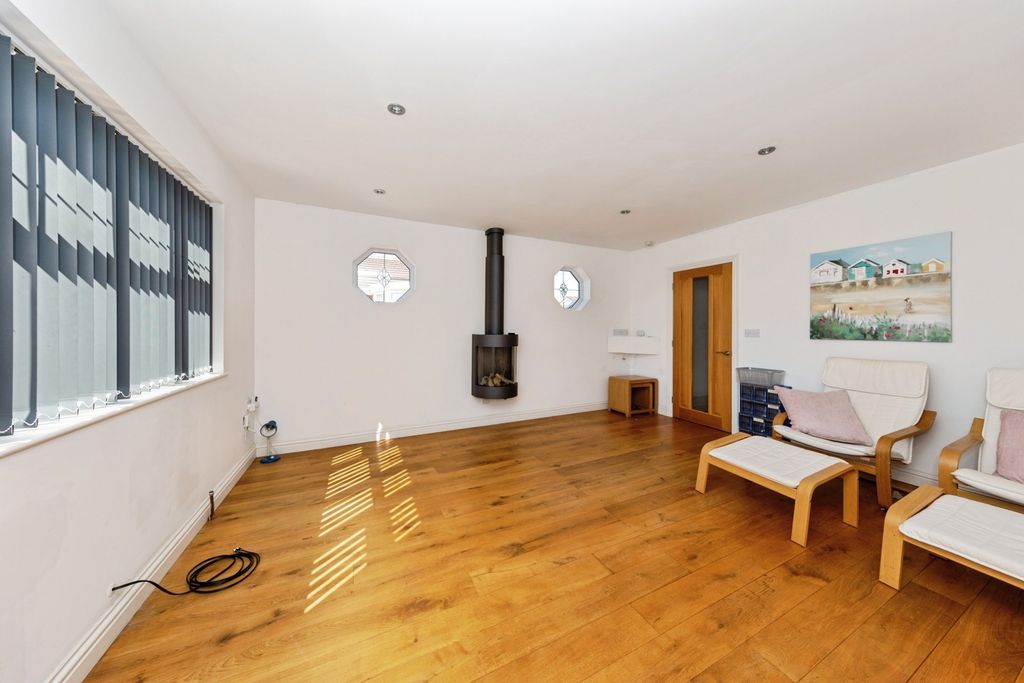 Additional image 4 of 4 bed detached house for saleParc Tyisha, Burry Port, Carmarthenshire SA16