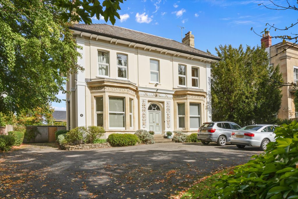 5 bed detached house for saleQueens Road, Cheltenham, Gloucestershire GL50