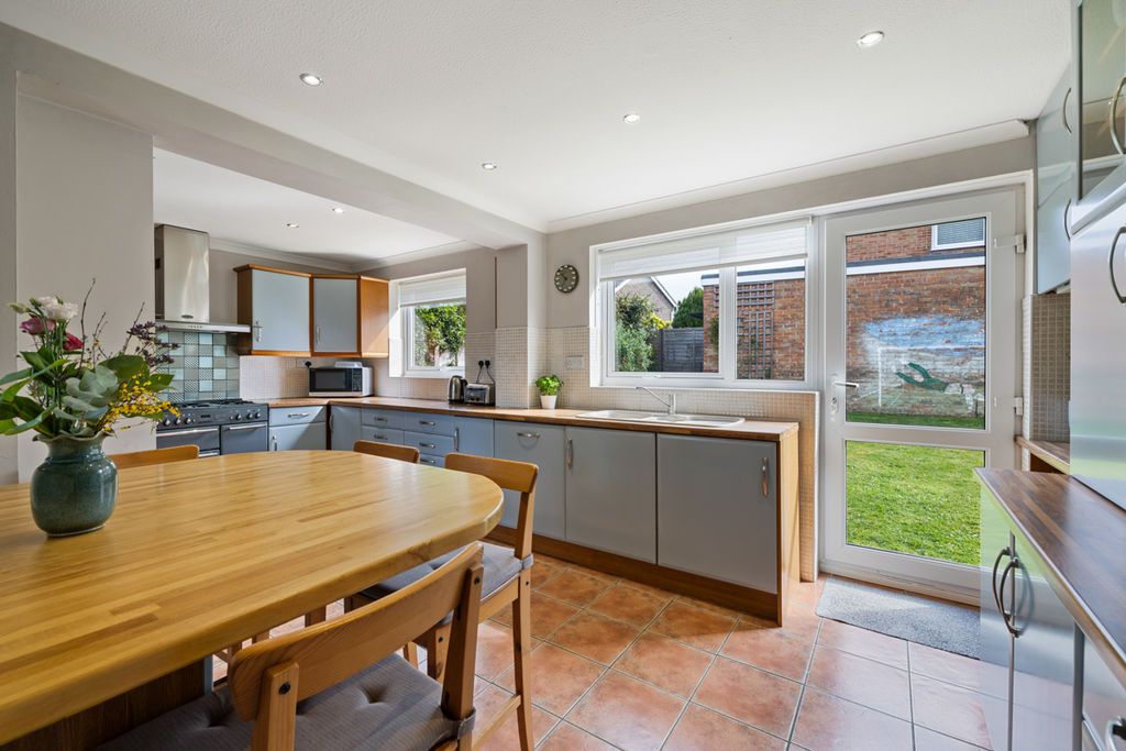 Additional image 7 of 4 bed detached house for saleLincoln Green, Chichester PO19