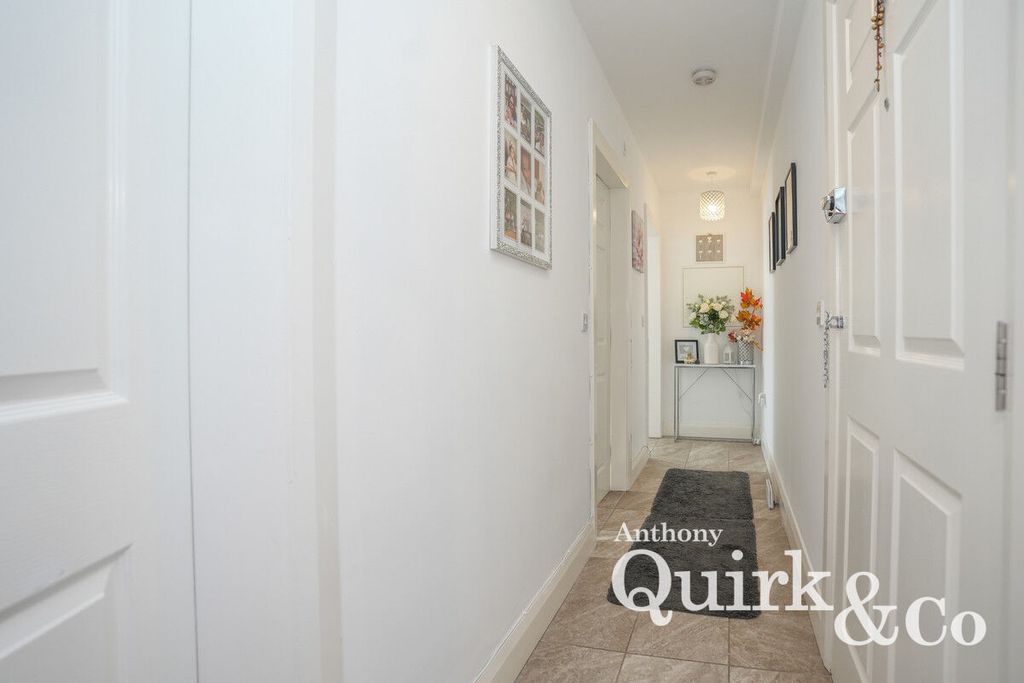 Additional image 10 of 2 bed flat for saleCanvey Road, Canvey Island SS8