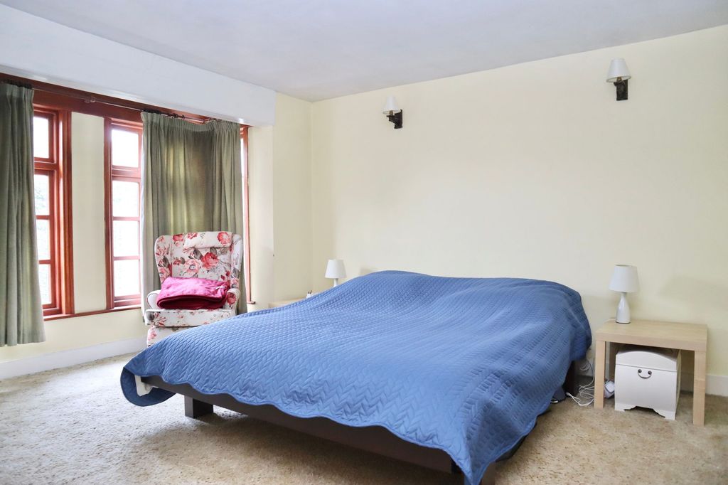 Additional image 16 of 4 bed detached house for saleRobin Hood Lane, Chatham ME5