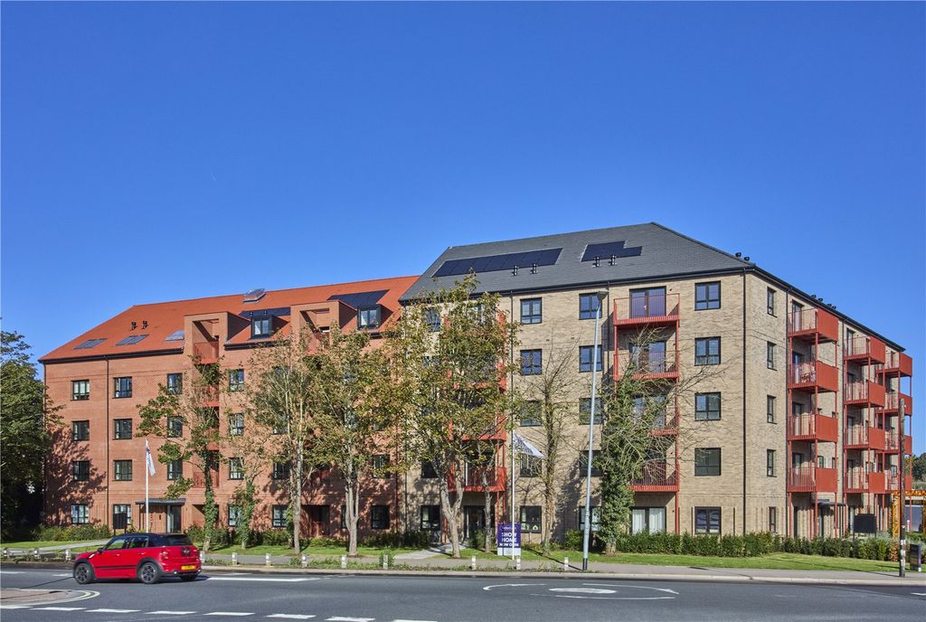 Additional image 13 of 2 bed flat for saleTayfen Court, Tayfen Road, Bury St. Edmunds, Suffolk IP33