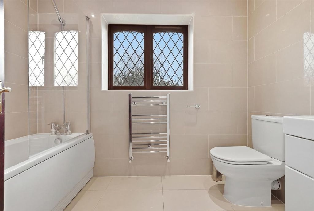 Additional image 34 of 6 bed detached house for saleBromley Lane, Chislehurst BR7