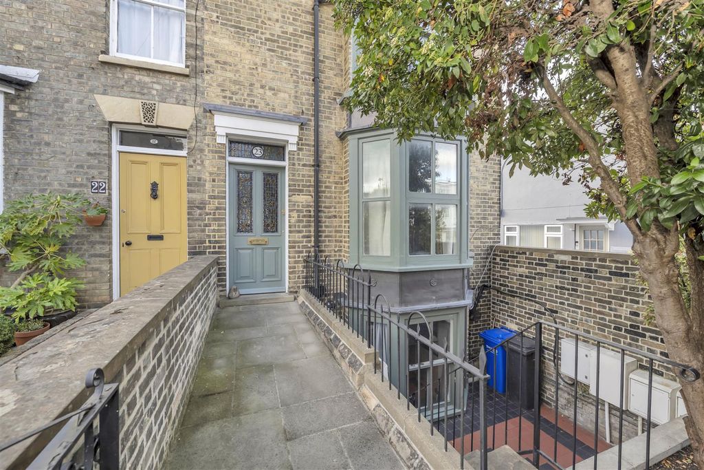 Additional image 28 of 4 bed town house for saleSt. Andrews Street North, Bury St Edmunds IP33