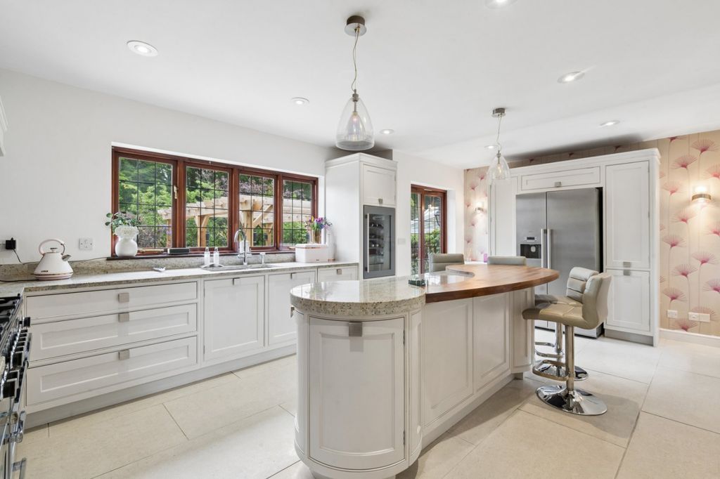 Additional image 3 of 5 bed detached house for saleBurtons Lane, Chalfont St. Giles, Buckinghamshire HP8