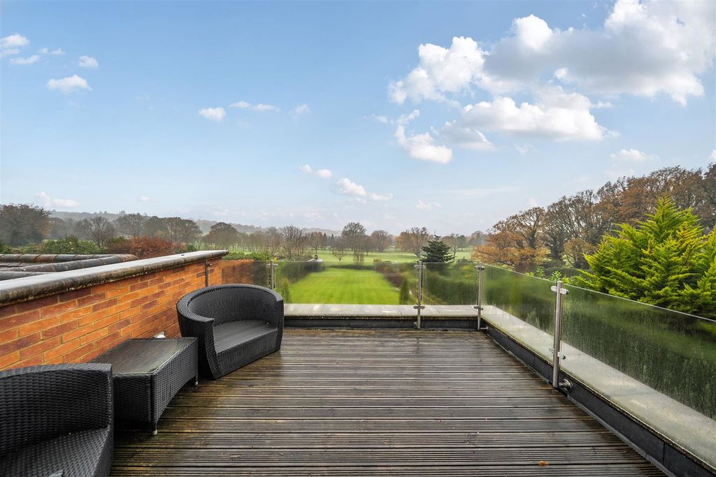 Additional image 22 of 5 bed detached house for saleProwse Avenue, Bushey Heath, Bushey WD23