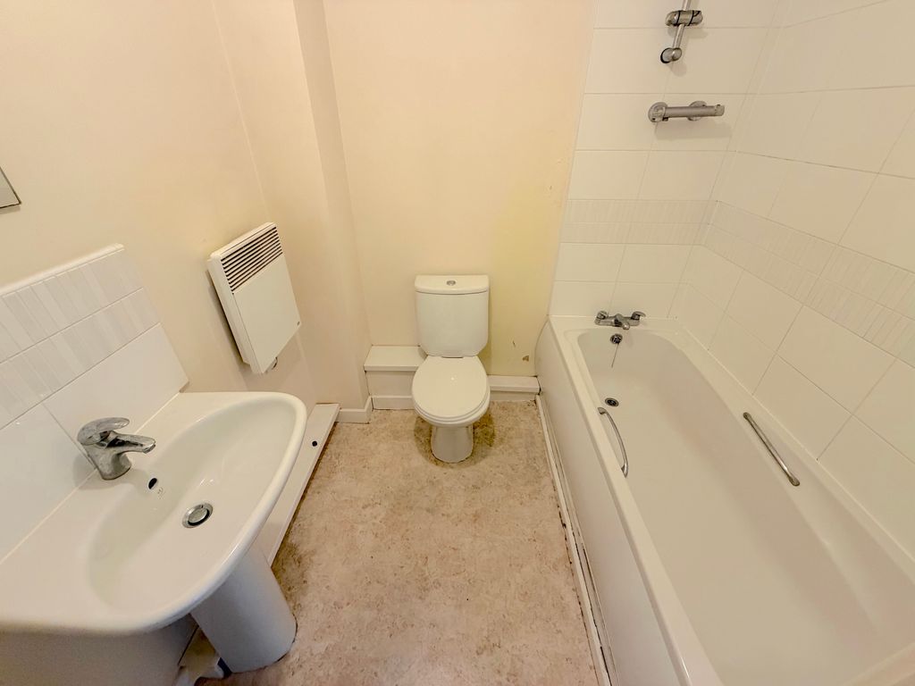 Additional image 8 of 2 bed flat for salePheasant Way, Hawks Green, Cannock WS11