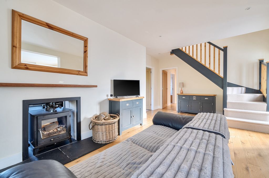 Additional image 2 of 4 bed bungalow for saleChard Common, Chard, Somerset TA20