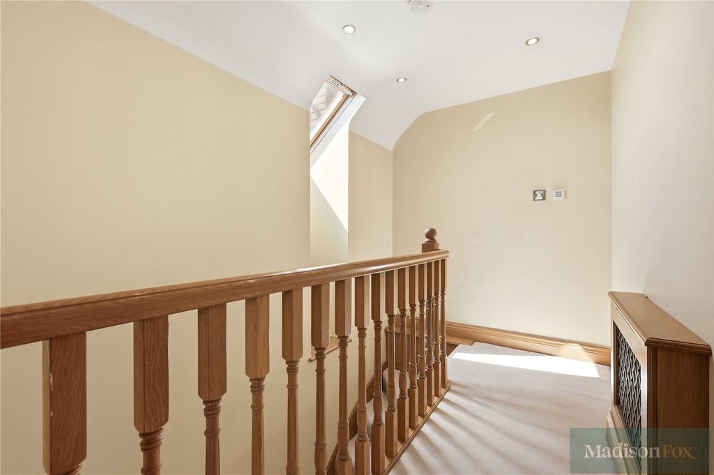 Additional image 38 of 5 bed detached house for saleHainault Road, Chigwell, Essex IG7
