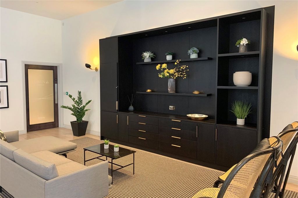Additional image 14 of 2 bed flat for saleAshwood House, 16-22 Pembroke Broadway, Camberley, Surrey GU15