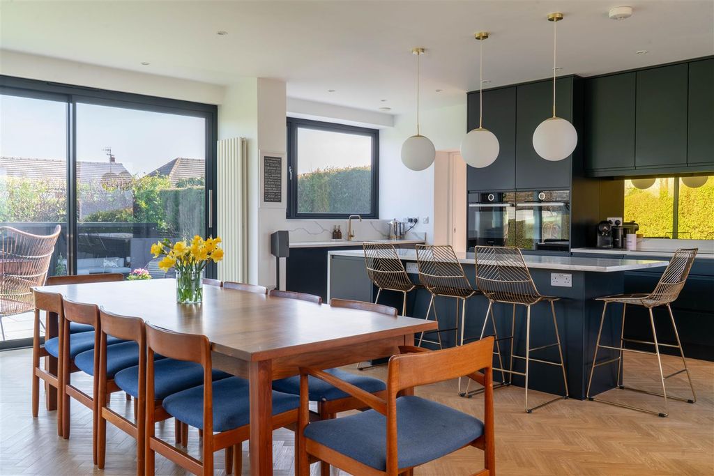 Additional image 5 of 4 bed detached house for saleWalton Back Lane, Walton, Chesterfield S42