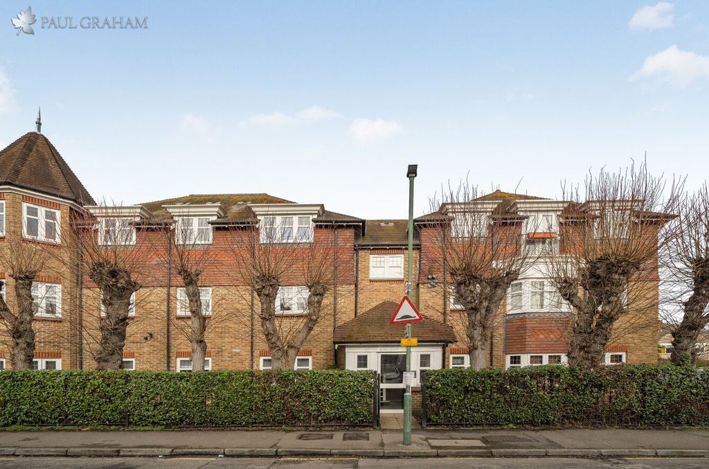 Additional image 11 of 2 bed flat for saleRochester Road, Carshalton SM5