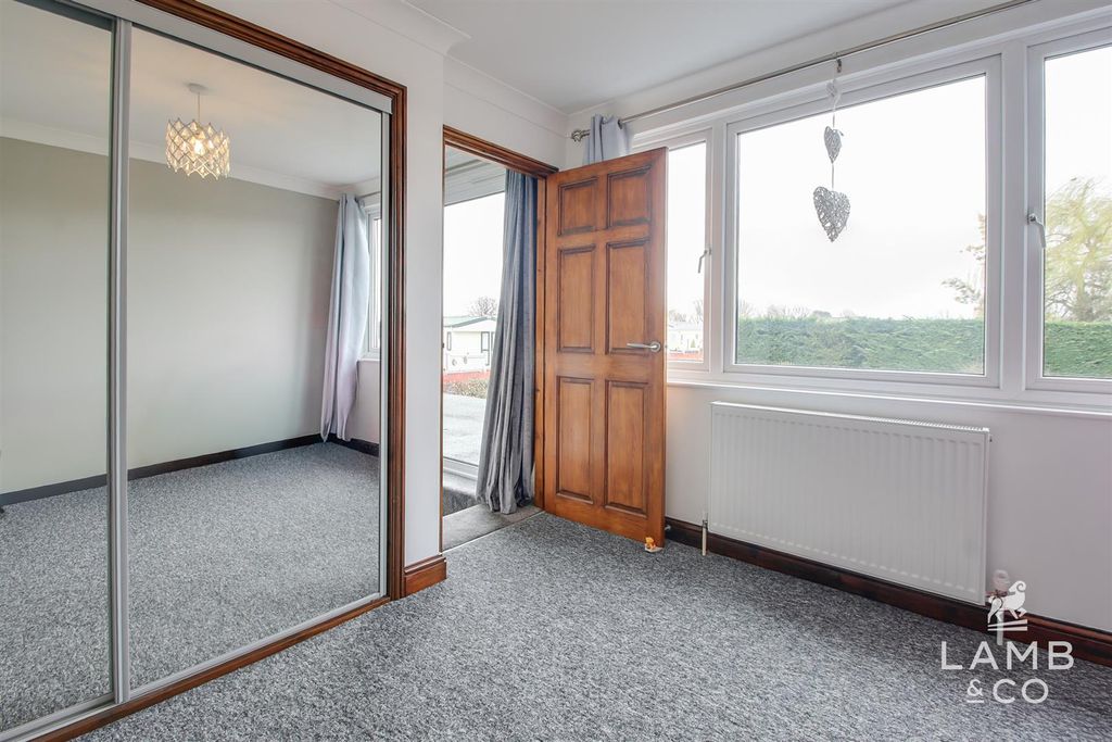 Additional image 16 of 5 bed detached house for saleLondon Road, Little Clacton CO16