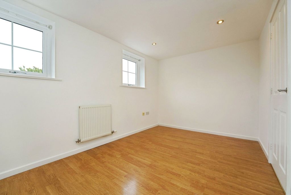 Additional image 9 of 2 bed flat for saleLower Leys, Evesham, Worcestershire WR11