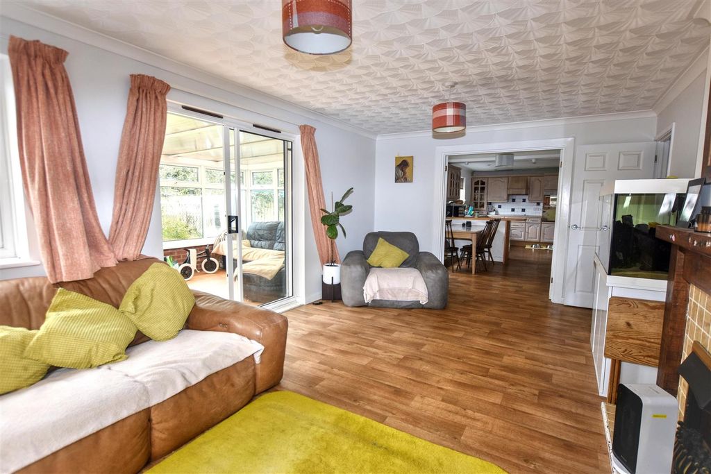 Additional image 4 of 5 bed detached bungalow for saleTehidy Road, Camborne TR14