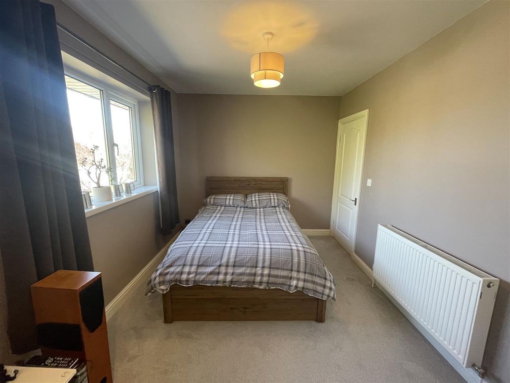 Additional image 27 of 6 bed detached house for saleLindisfarne Close, Chester Le Street DH2