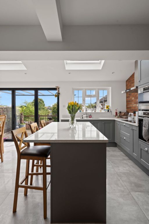Additional image 9 of 4 bed semi-detached house for saleHarrow Road, Carshalton Beeches SM5